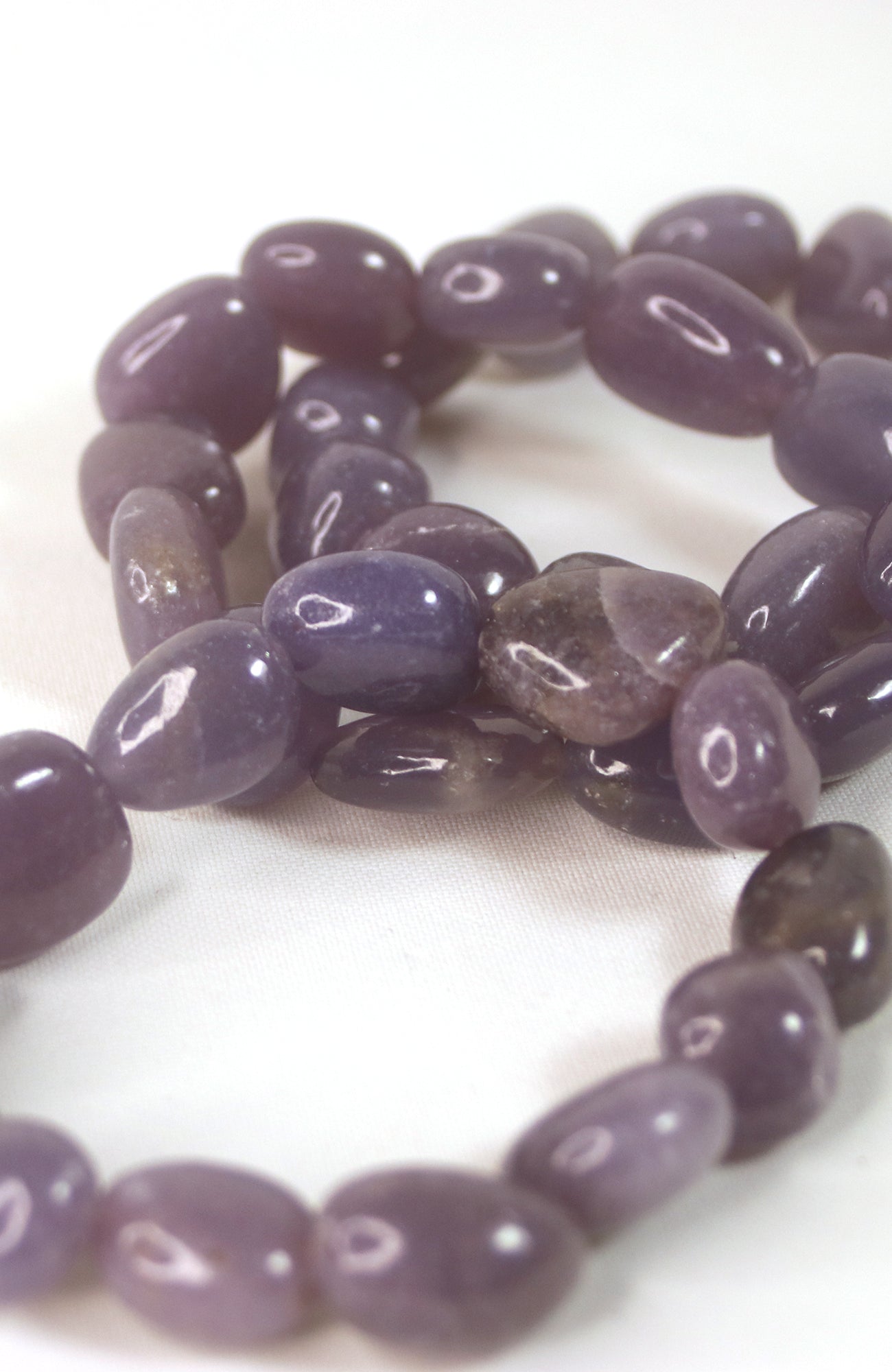 Lepidolite 10-15mm Tumbled Stone Bracelet